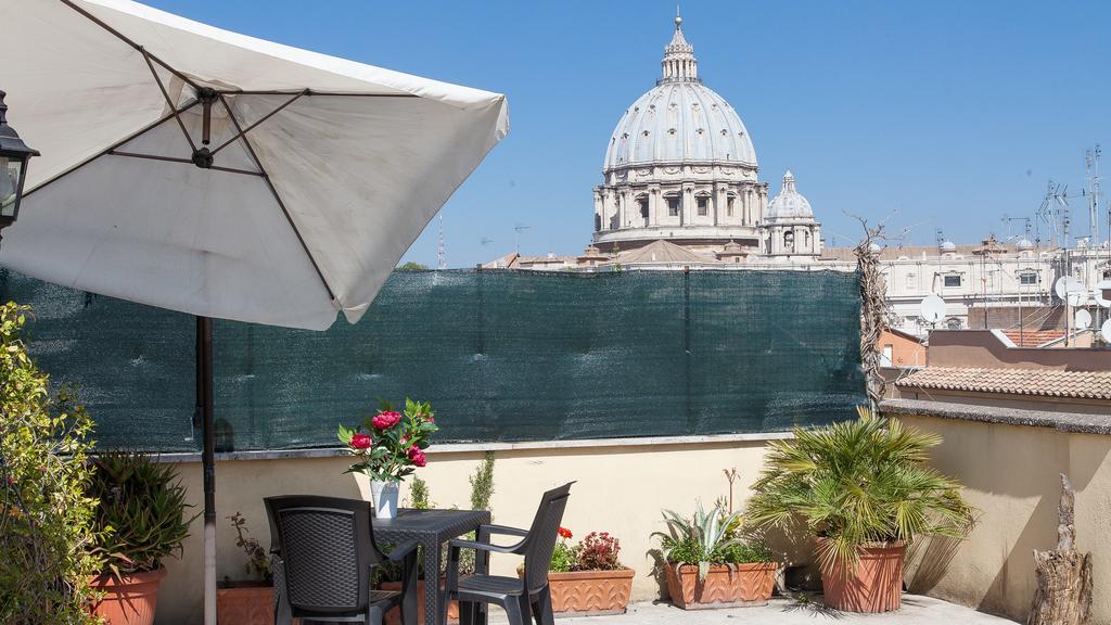 Rental In Rome Vatican View Terrace Bagian luar foto